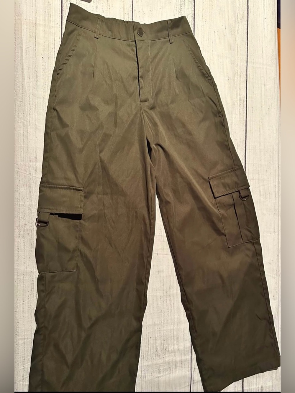 Women’s Olive Cargo Pants - Classic Utility Style